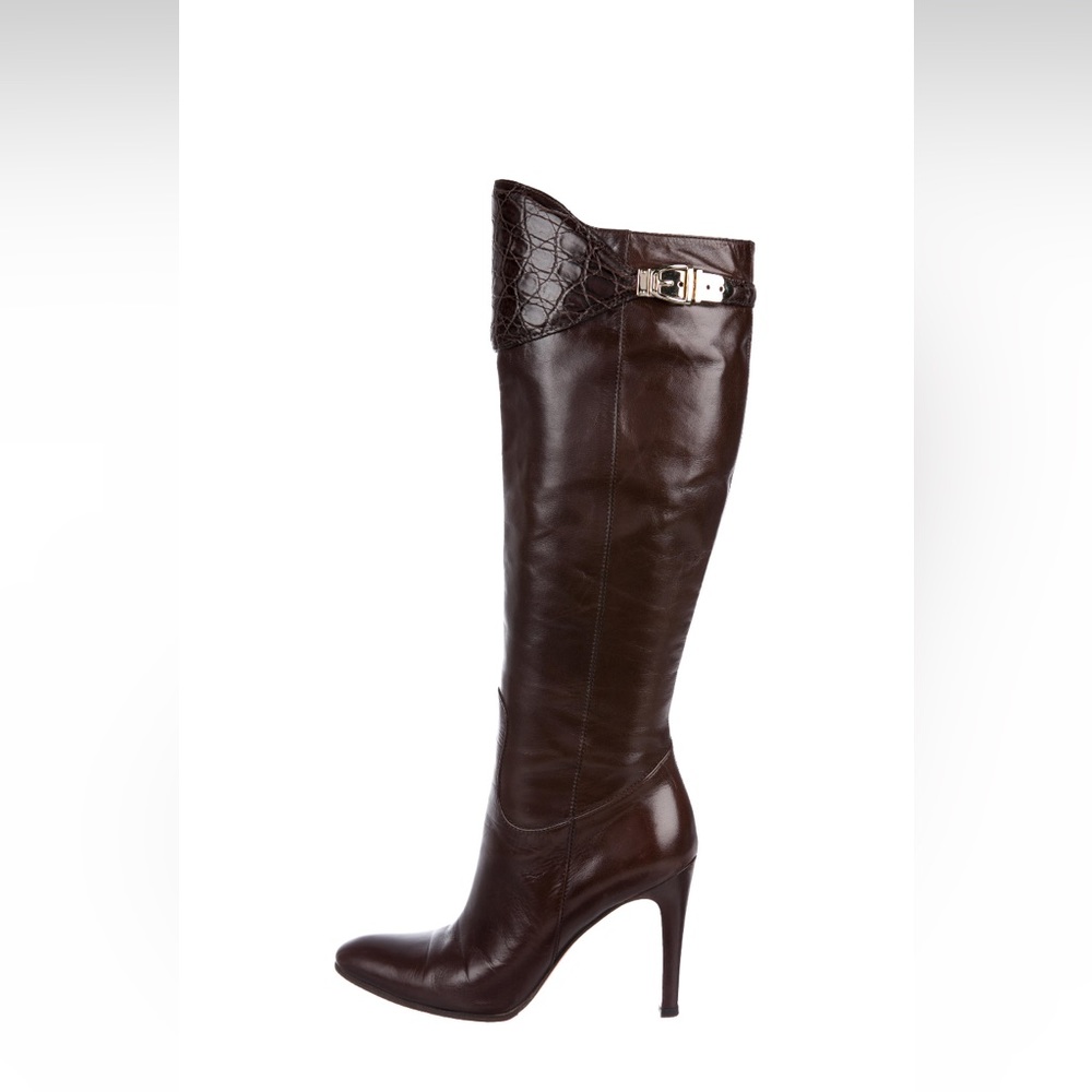Gucci Brown Leather Heeled Boots. 8
